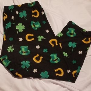 🔥 Clover St. Patty’s Day Leggings XL